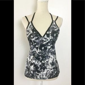 Athleta Roca Chica Scallop Black Print Tan…